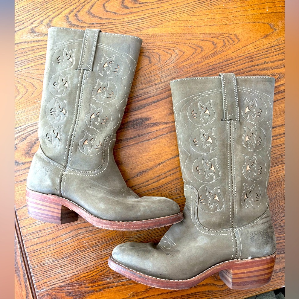 Vintage Frye western boots olive/sage green leather size 8